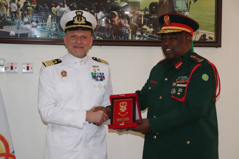 Katibu Mkuu wa Baraza la Michezo ya Majeshi Duniani (CISM) akutana na Mnadhimu Mkuu wa JWTZ